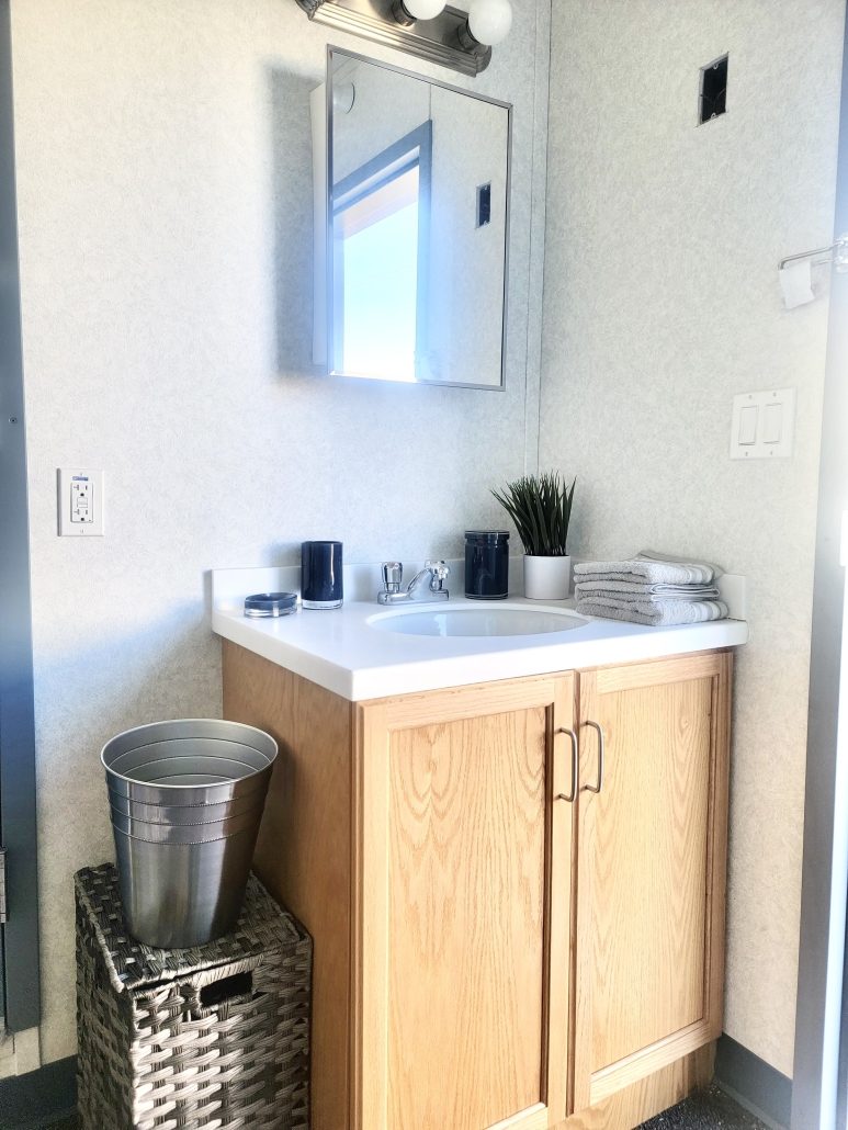 Jack & Jill bathroom with double vanity
